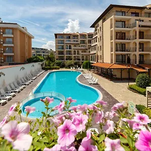 Апарт-отель Tourist Complex Rose Village
